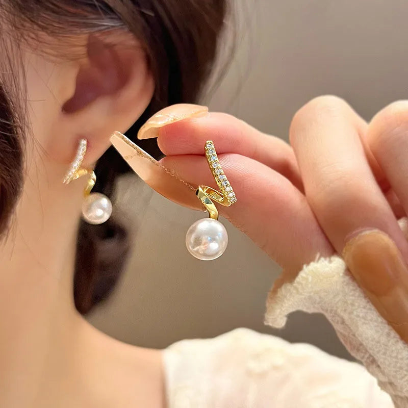 Classic Elegant Imitation Pearl Dangle Earrings