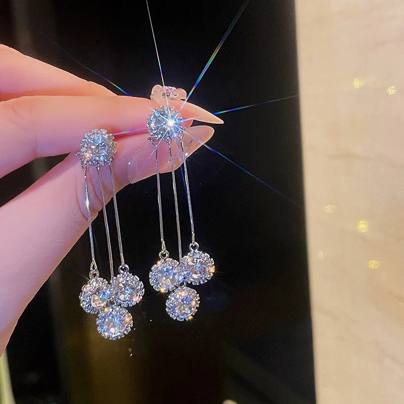 Luxurious Round Rhinestone Tassel Dangle Stud Earrings