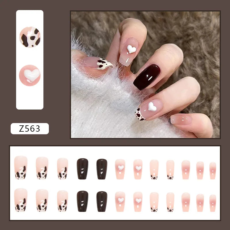 24pcs Artifical Nails Fake Wearable Nail Tips With Small Diamonds