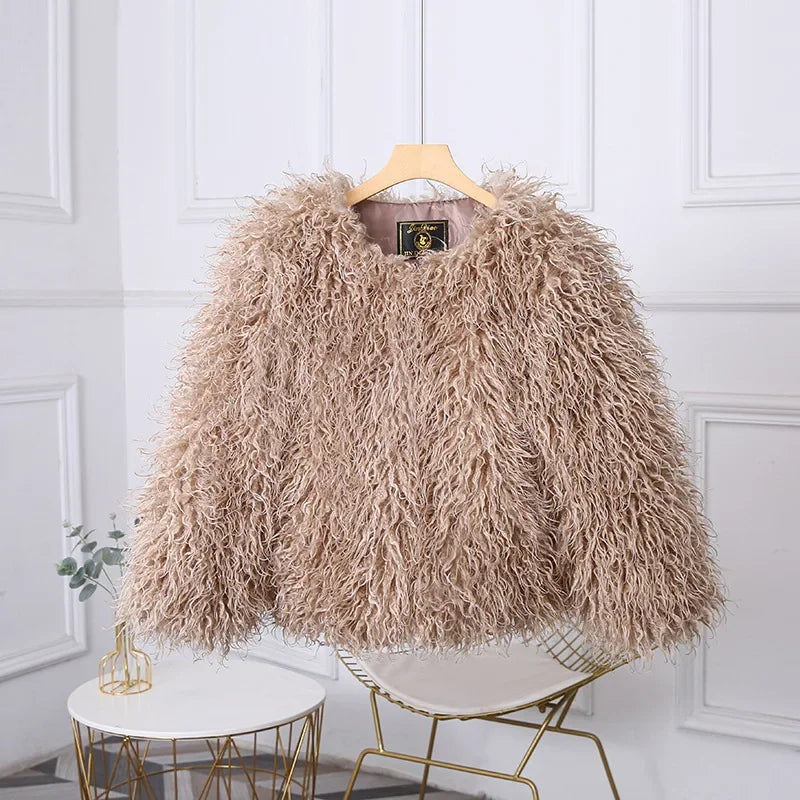 Women's Winter 2025 Fashion Luxury Cropped Faux Fur Coat