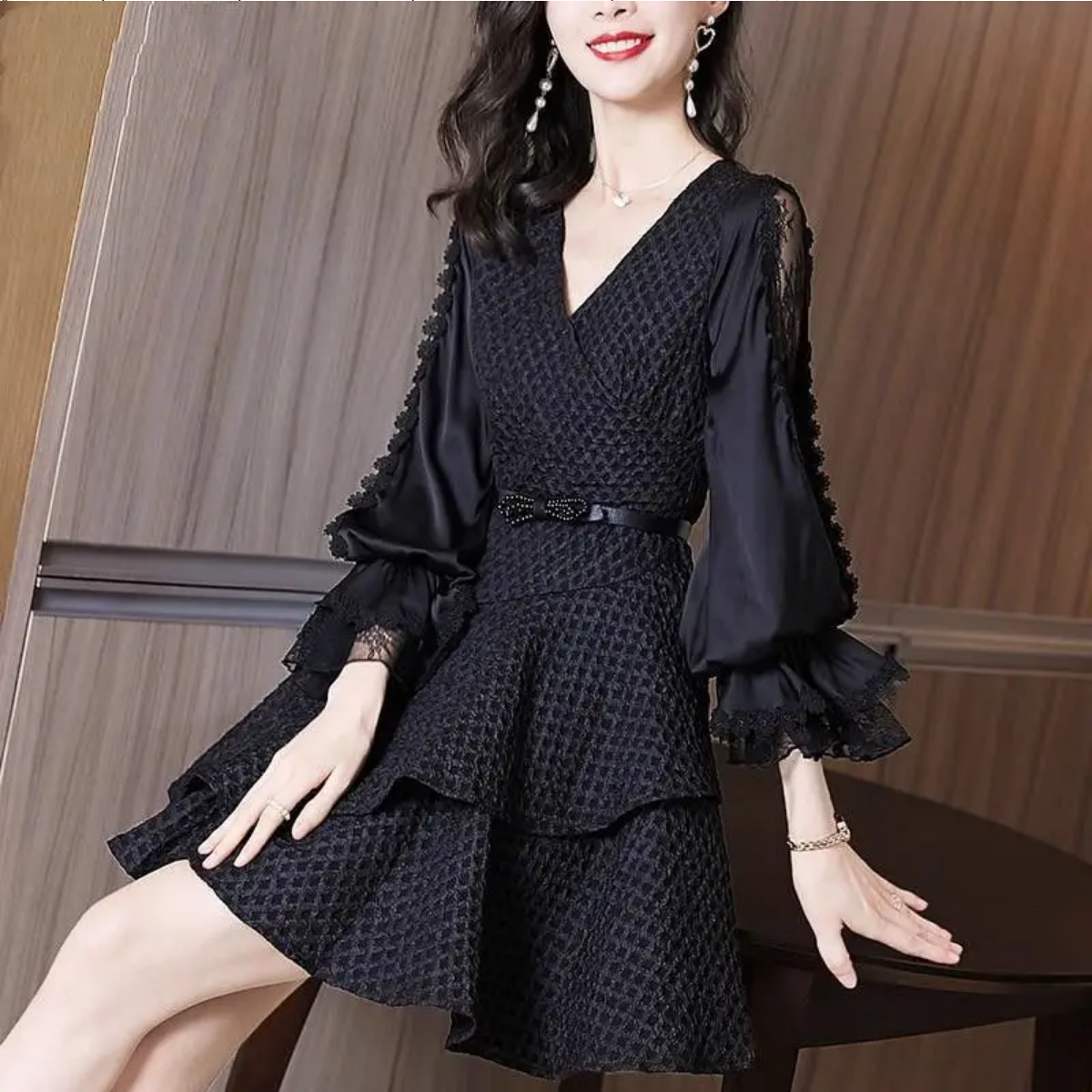 Vintage Fashion Knee-length  V-Neck Chiffon Lace Dresses