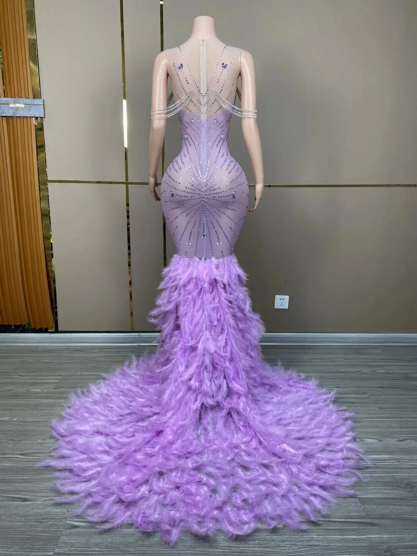 2024 Sexy  Sleeveless Crystal Diamonds Feather Purple Midi Bodycon Dress