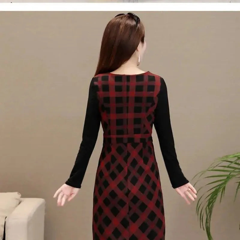 Spring and Autumn Round Neck Long Sleeve Panel Plaid Pockets Slim Midi Dress