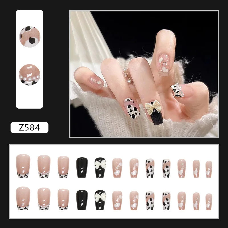 24pcs Artifical Nails Fake Wearable Nail Tips With Small Diamonds